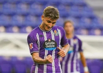 Chuki con la maglia del Real Valladolid (Foto: Web)