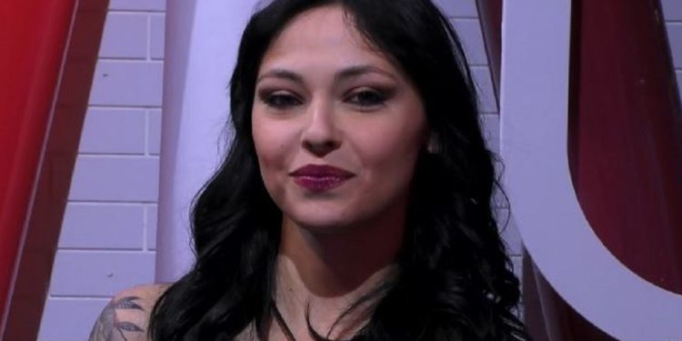 Martina Nasoni screenshot Mediaset