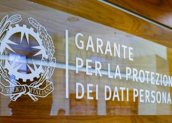 L'insegna del Garante per la privacy (Ansa)