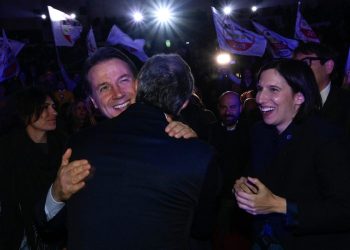 Conte, Schlein e Fico in Campania