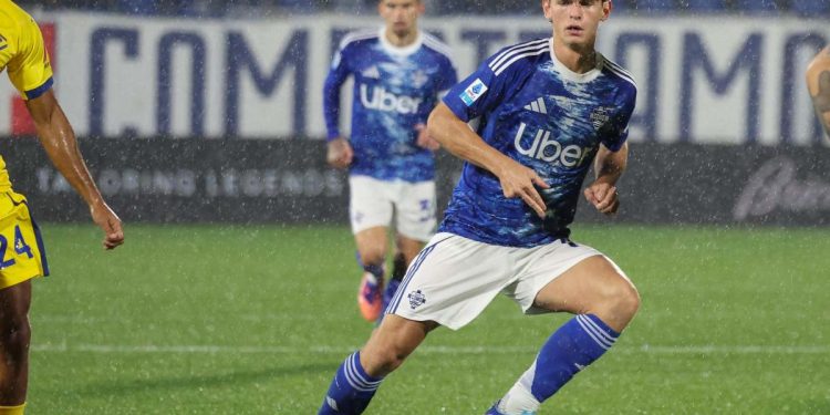 Nico Paz con la maglia del Como (Foto ANSA)