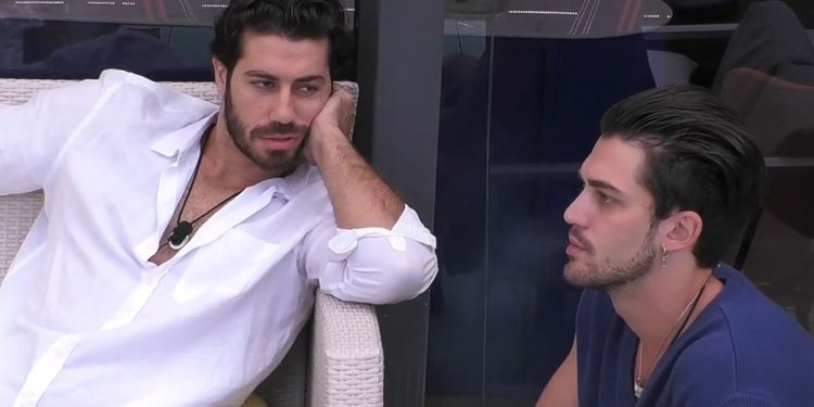 Omer Elomari attacca Jonas Pepe al Grande Fratello 2025