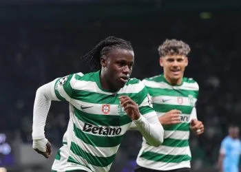 L'esultanza di Quenda dello Sporting dopo un gol in Champions League (Foto Ansa)