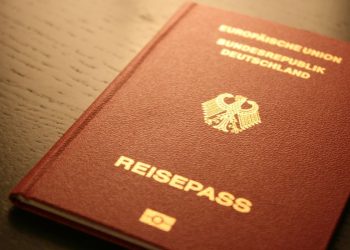 cittadinanza Germania passaporto (Foto: Pixabay)
