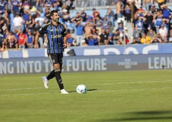 Raul Albiol con la maglia del Pisa (Foto ANSA)