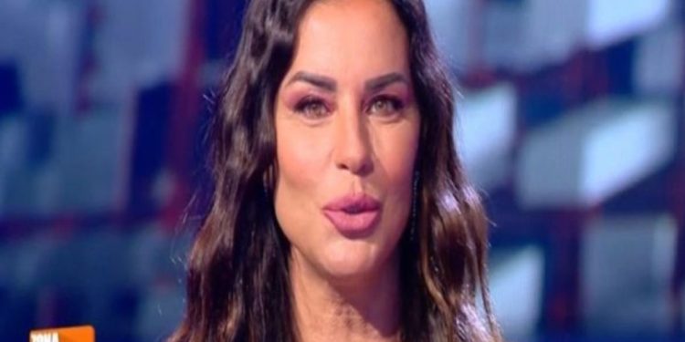 Antonella Mosetti - screenshot Zona Bianca