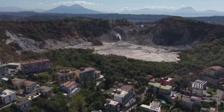 Terremoto Campi Flegrei (Foto: screen TgCom24)