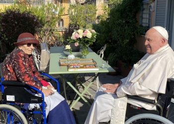 Emma Bonino e Papa Francesco