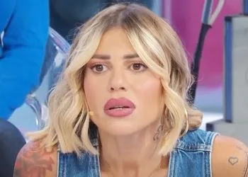 Lucia, Uomini e Donne