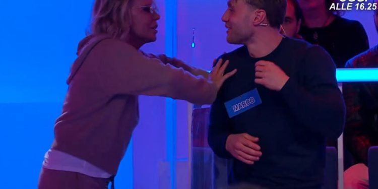 Maria De Filippi rimprovera Marco Vaneselli a Uomini e donne