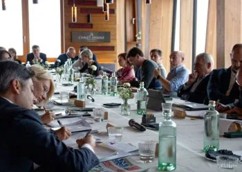 Experts Talk Corporate Leaders