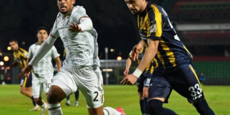 Un momento di Giugliano-Ternana (giugliano1928.it)