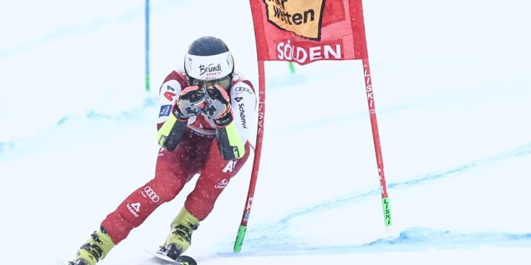 Stefan Brennsteiner nel gigante a Copper Mountain (Foto ANSA)