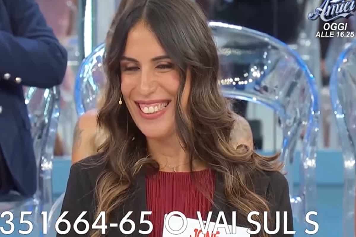 chi è jone del trono over di uomini e donne