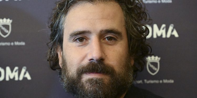 Tommaso Paradiso foto web